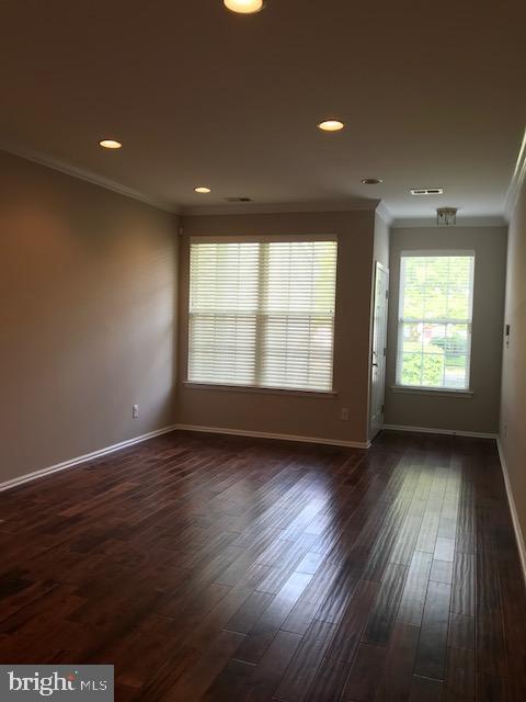 Building Photo - 26 Normandy Dr