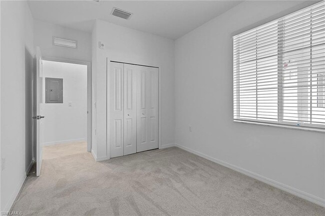 Building Photo - 5807 Double Eagle Cir