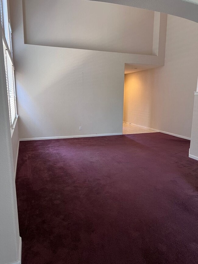 Building Photo - Large Home in Parklands at Laurel
