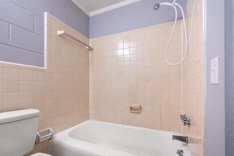 Building Photo - 2209 Morehead Ave