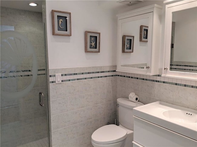 Building Photo - 3739 Glen Oaks Manor Dr