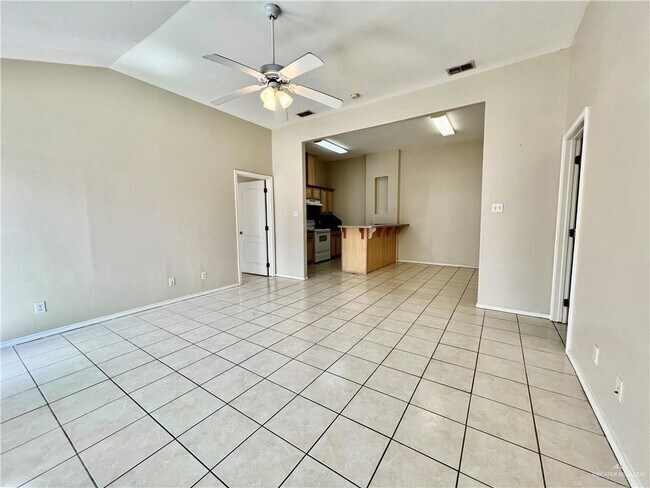 Building Photo - 3705 Joby St