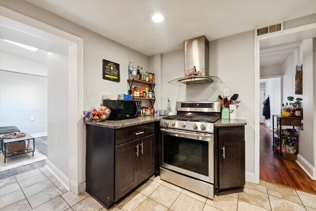 Building Photo - Updated 3-bedroom, 1.5-bath home with a garage in the borough of West Chester!