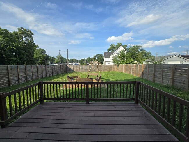 Building Photo - Welcome to The Buchanan Retreat – Modern 4...