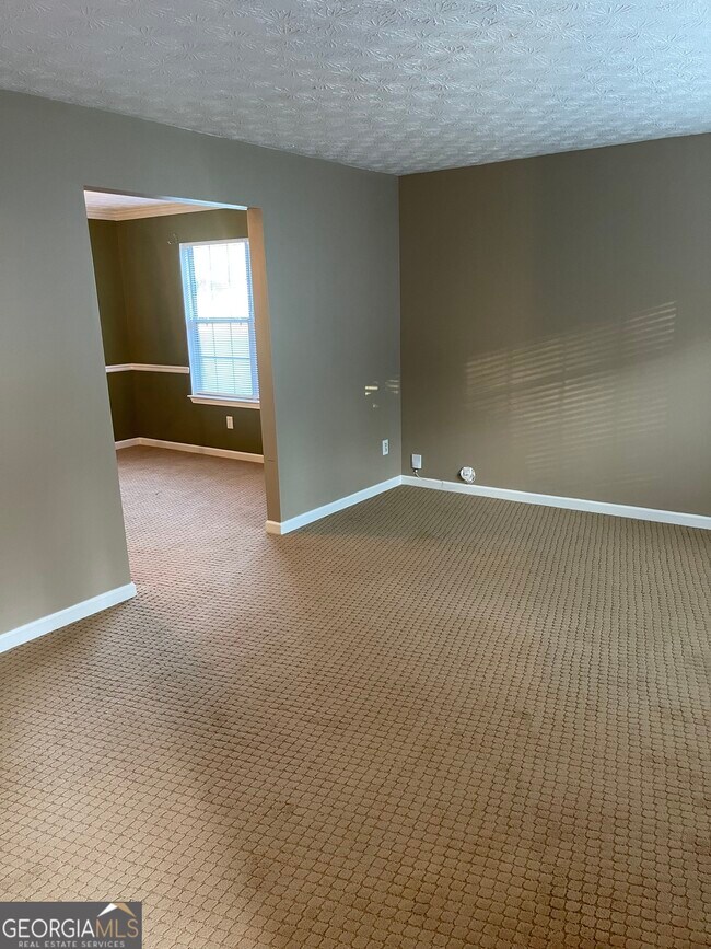 Building Photo - 6020 Kingston Wood Way