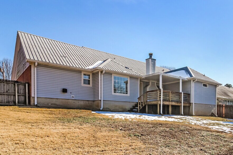 Building Photo - 6063 Choctaw Trail