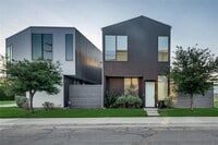 Building Photo - 1504 Burlew St