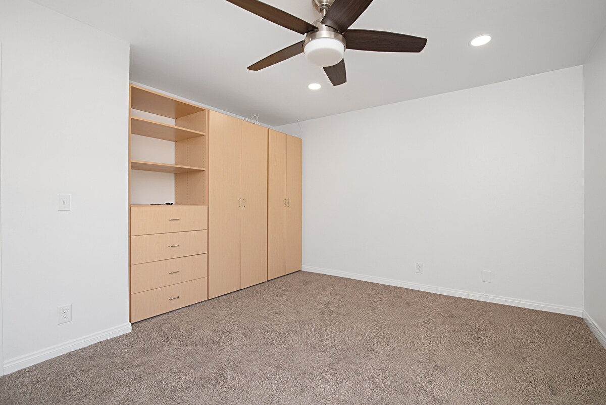 One bedroom - 292 Chapalita Dr