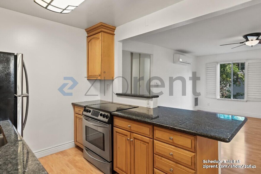 Building Photo - 14245 Lora Dr