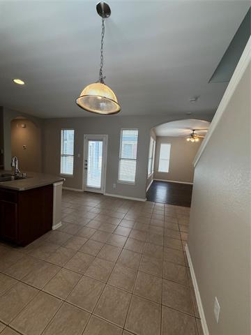 Building Photo - 1016 Grey Fox Dr