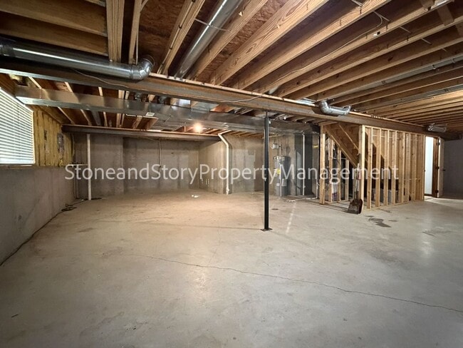 Building Photo - 3 bedroom 2 bath in Washburn Rural school district