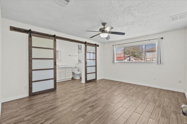 Building Photo - 3705 Misty Cove Ct