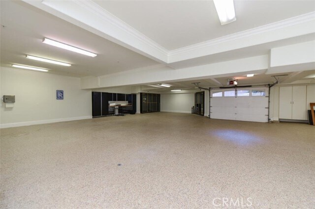 Building Photo - 11 Skyridge Cir