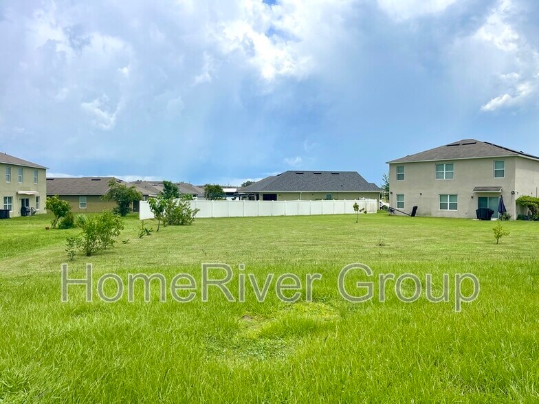 Building Photo - 513 Squires Grove Dr