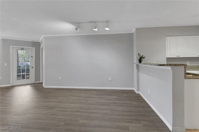 Building Photo - 8659 River Homes Lane