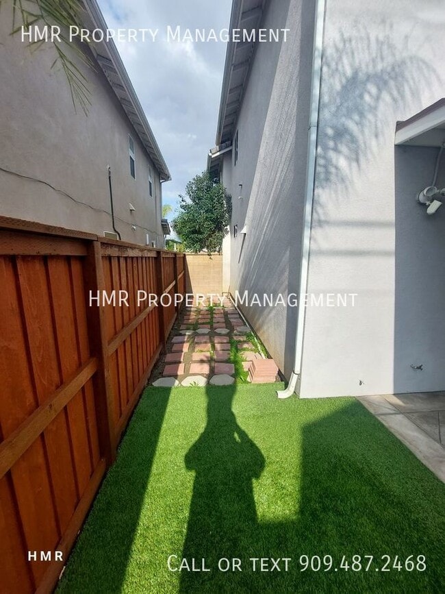 Building Photo - Tranquil Oasis: 4 Bedroom 3 Bath Two-Story