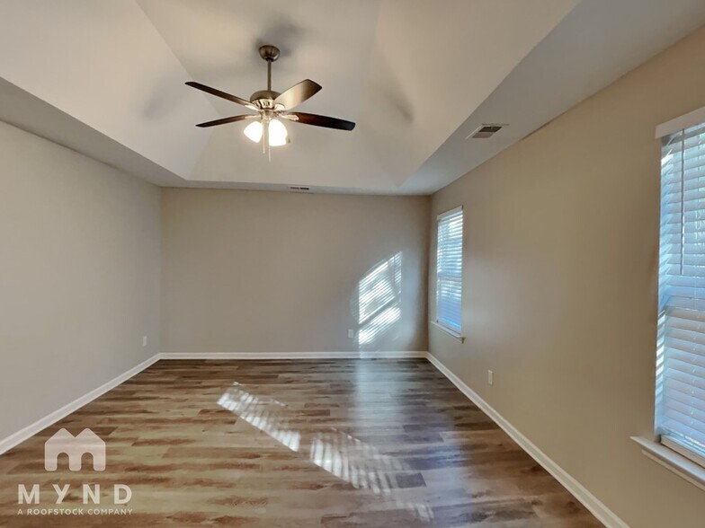 Building Photo - 41 Minima Ct