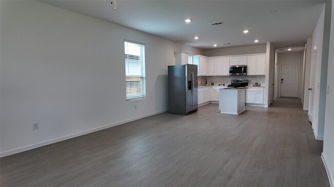 Building Photo - 15027 Rustic Moon Rd