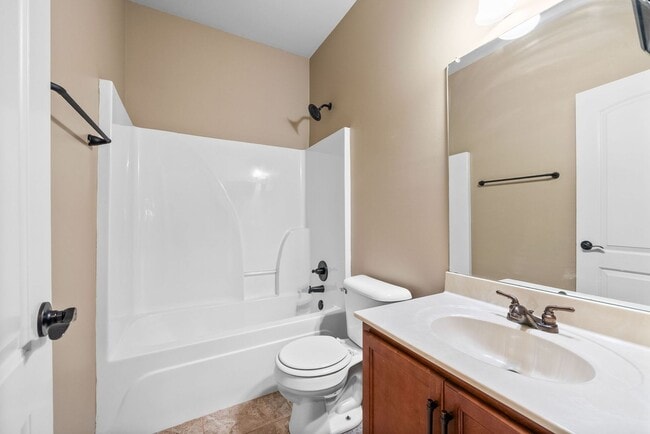Building Photo - Three Bedroom in Fields of Northmeade!
