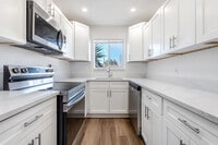 Building Photo - 1410 S Federal Hwy