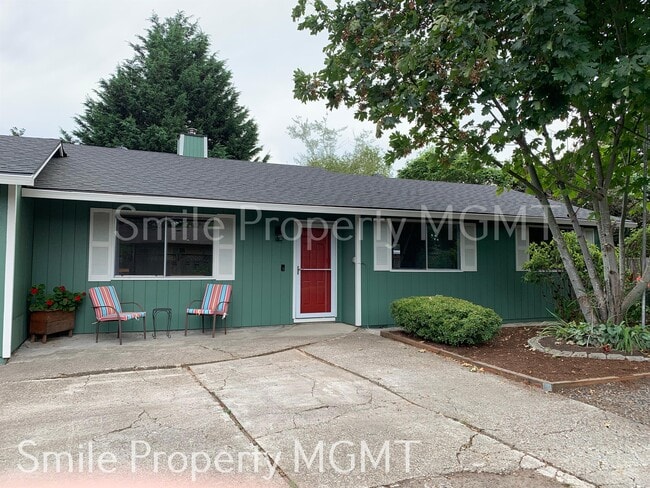 Building Photo - 3819 SE 130th Ave