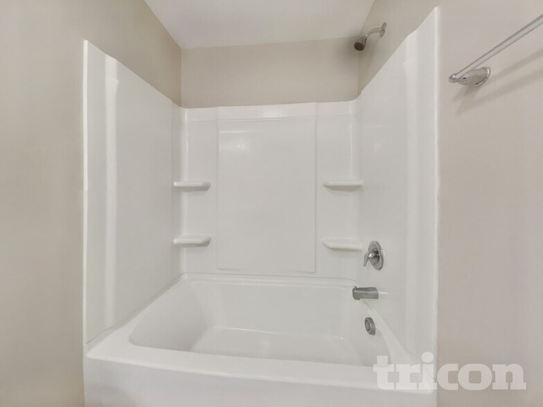 Building Photo - 152 Walker Grv Ln