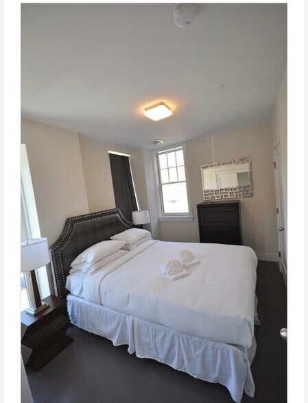 Building Photo - 685 Massachusetts Ave