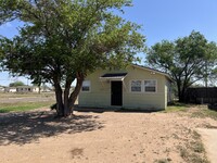 Building Photo - 801 Vanda Ave