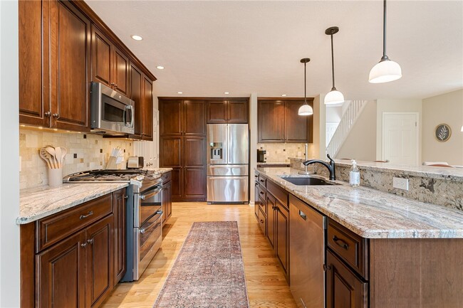 Building Photo - 72 Windward Way