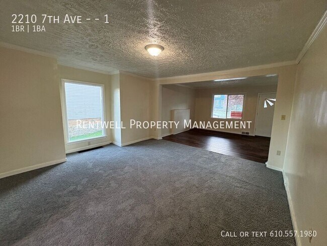 Building Photo - 2210 7th Ave