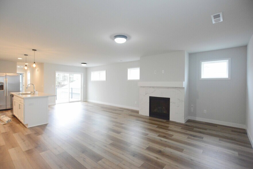 Building Photo - 4829 Suelo Rd