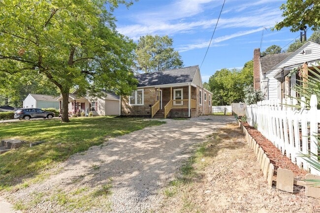 Building Photo - 660 Chestnut St