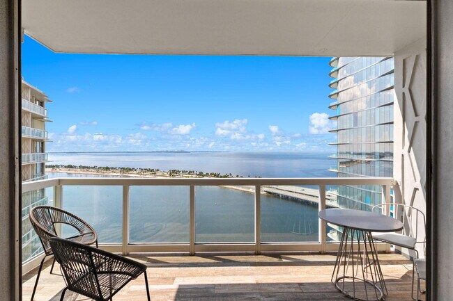 Primary Photo - 2451 Brickell Ave