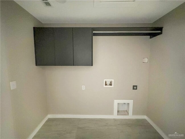 Building Photo - 19 Corales St