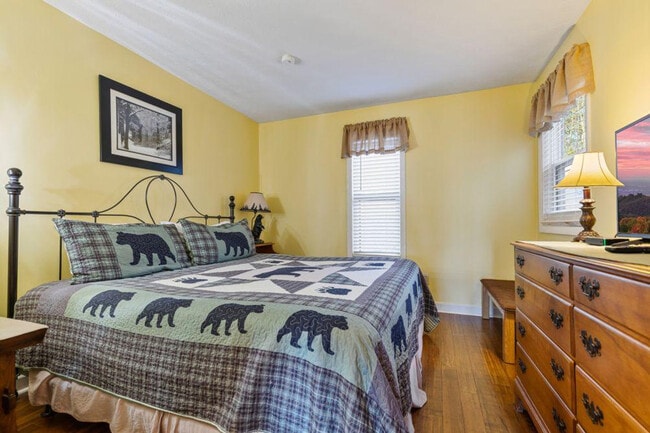 Building Photo - 3710 Weber Rd