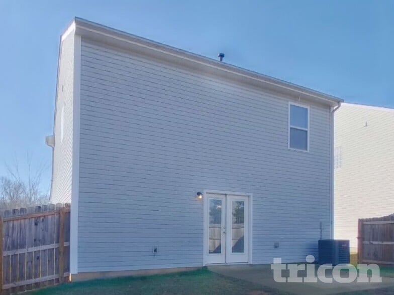 Building Photo - 7312 Finn Hall Ave