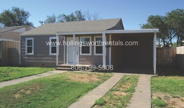 Building Photo - 2 bedroom 1 bath house