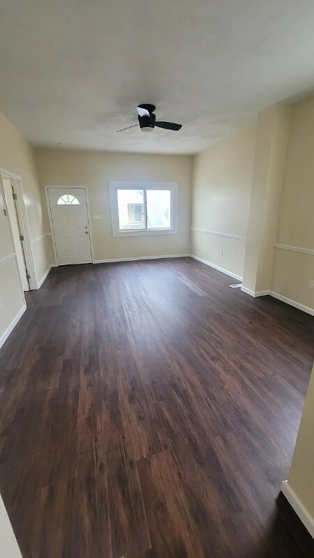 Building Photo - 4485 W 136th St