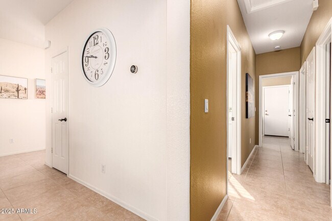 Building Photo - 6425 S Kimberlee Way