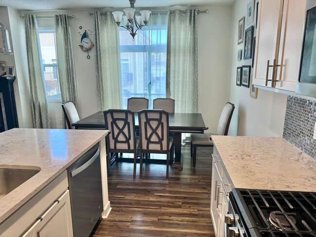 Building Photo - 6982 Archer Ct