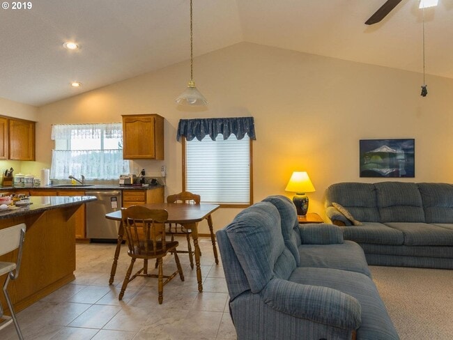 Building Photo - Charming 4-Bed, 2-Bath Home with Vaulted Ceilings, Dual Fireplaces & Serene Outdoor Spaces