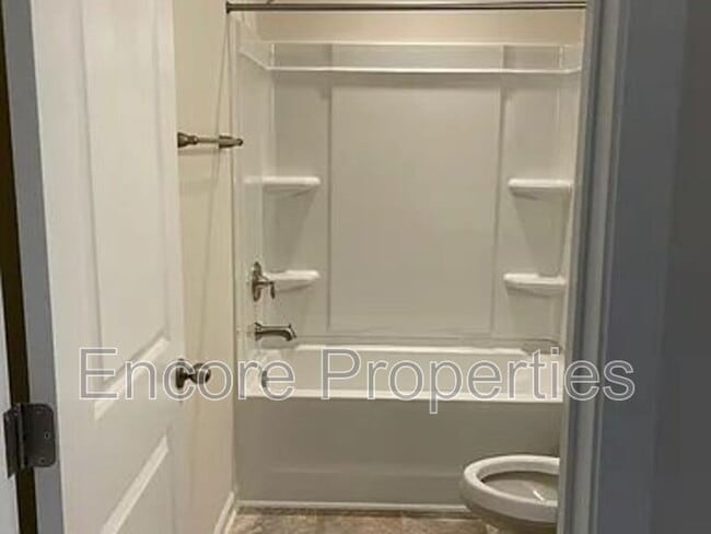 Building Photo - 1121 Diamond Dove Ln