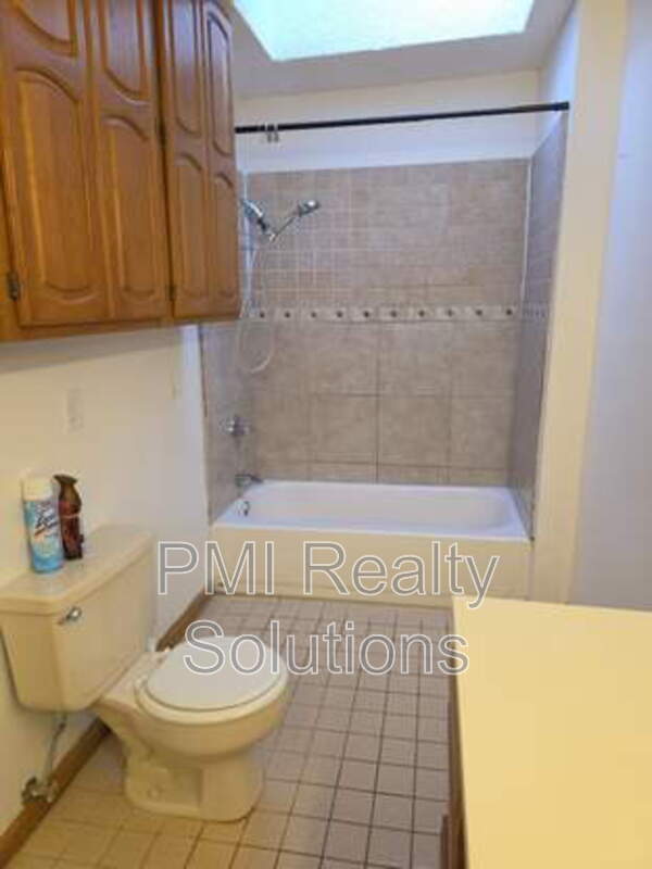 Building Photo - 4506 E 38th Pl