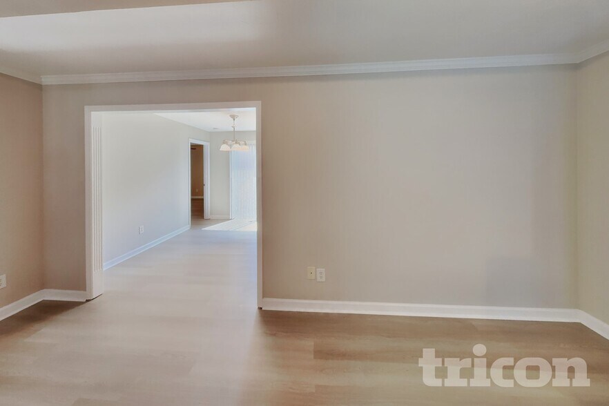 Building Photo - 138 Putter Point Dr