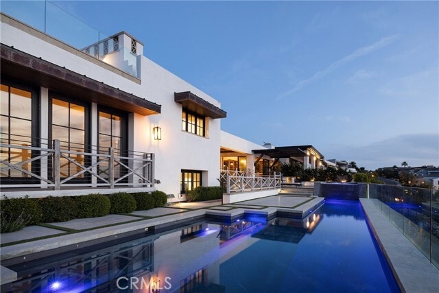 Building Photo - 7 Seabreeze Terrace