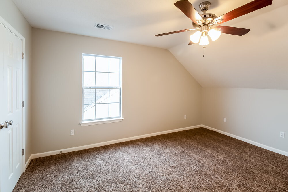 Building Photo - 5456 Pollard Dr