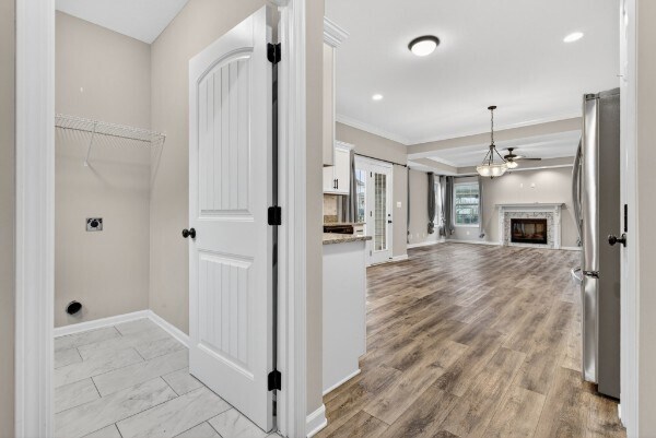 Building Photo - 525 Low Country Ct