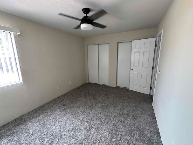 Building Photo - 2540 W Falbrook Way