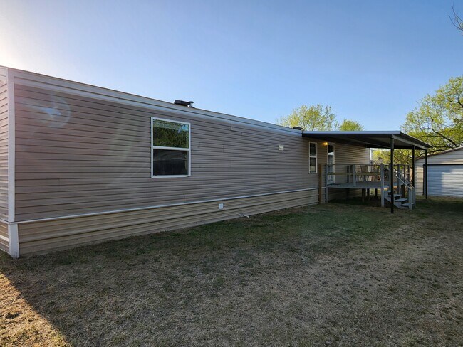 Primary Photo - 616 Co Rd 118B