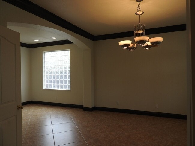 Building Photo - 300 Harvest Sky Ct